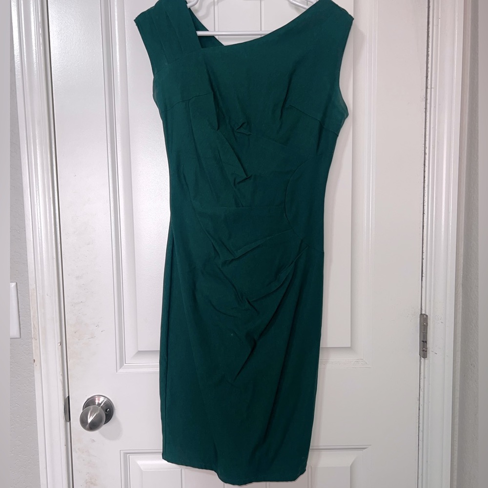 Green bodycon sheath dress
